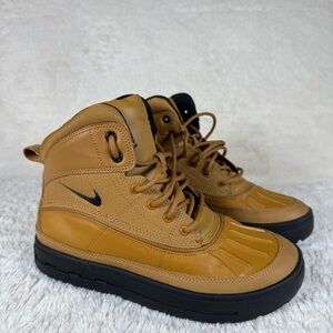 Nike ACG Woodside 2 Boots High Wheat/Black Weather Women’s 7/5.5Y